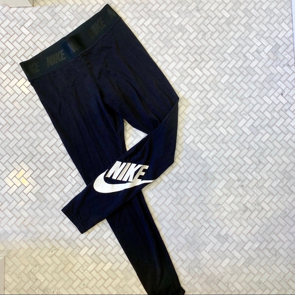 Black nike leggings